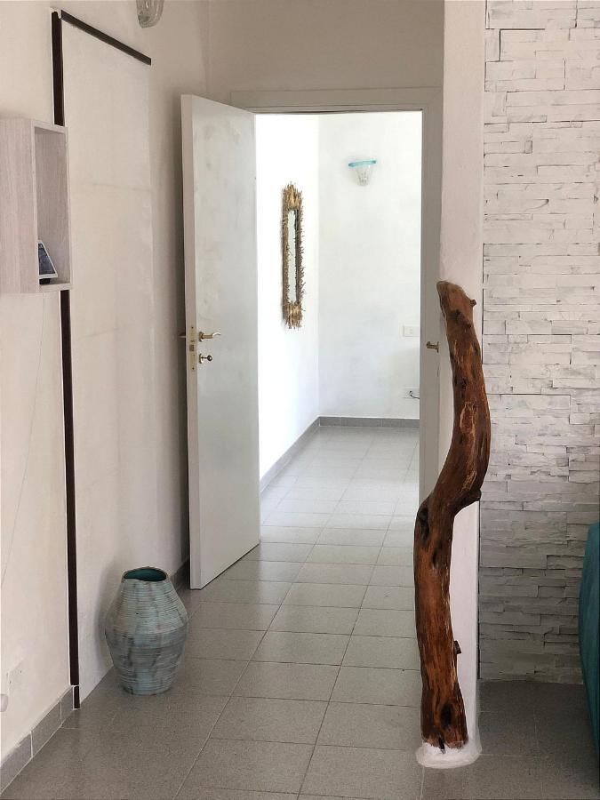 Appartamento Moderno Rustico أولبيا المظهر الخارجي الصورة
