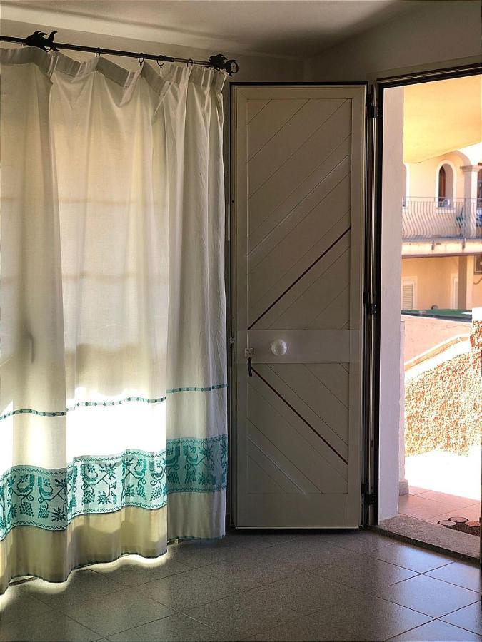 Appartamento Moderno Rustico أولبيا المظهر الخارجي الصورة